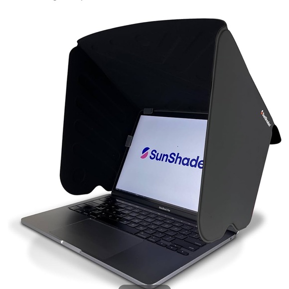 3/$10 🏷️ Sunshader Medium - Picture 1 of 9